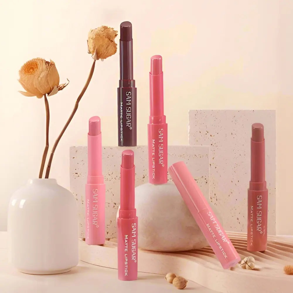 6-Piece Velvet Matte Lipstick Set, Long-Lasting High Pigmentation, Waterproof, Non-Staining, Perfect Makeup Gift for Women, Lip Kit Sets