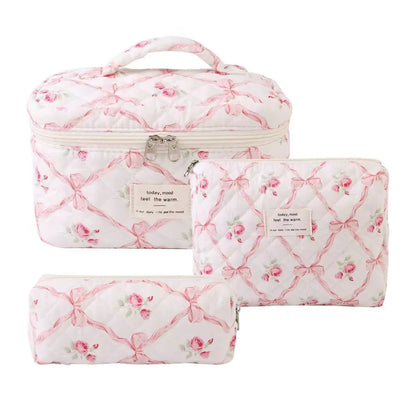 Gosect Quilted Floral 3-Piece Makeup Bags Set - Soft Cotton Diamond Quilting, High-Capacity Tote with Fixed Shoulder Strap, Medium Flat Pouch, Small Pencil Case, Double Zipper, Everyday Bag, Teenage Girl Gifts,Summervibes